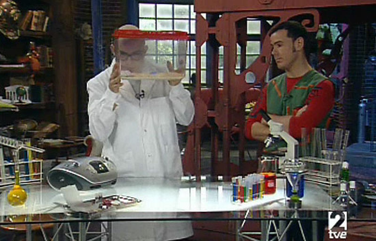 Leonart. Investigaciones curiosas