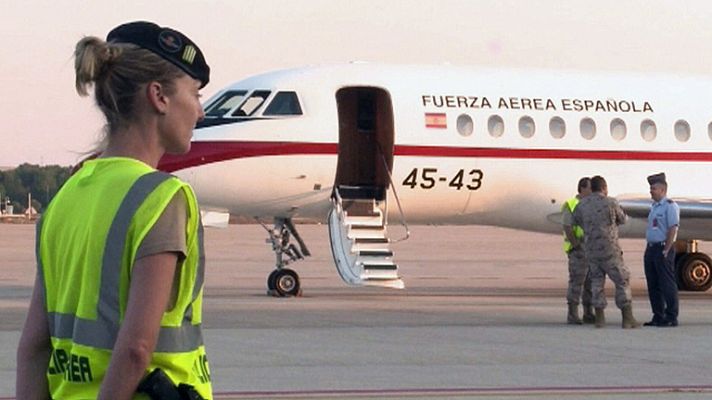 Telediario 1 - Un grupo de expertos españoles se desplaza a Mali