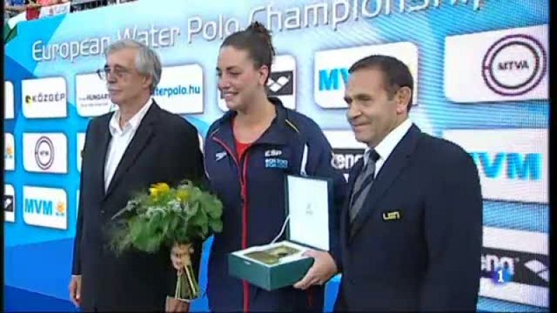 La selecció femenina de waterpolo campiona d'Europa