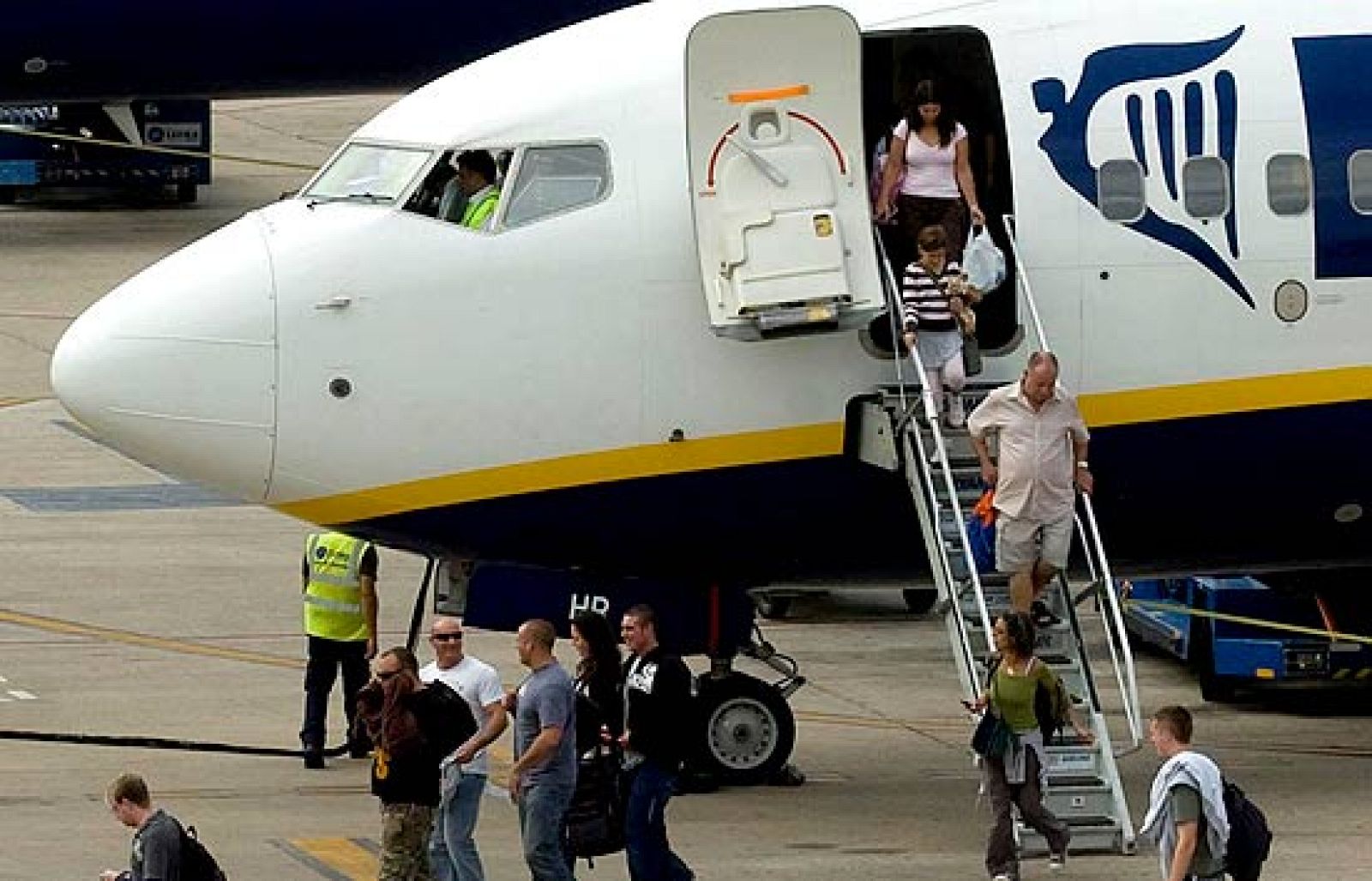 Los pasajeros de un avión de Ryanair se llevaron anoche un buen susto | Ver