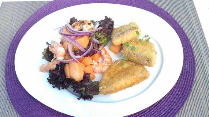 RTVE Cocina - Mendregal o merluza crujiente con ensalada