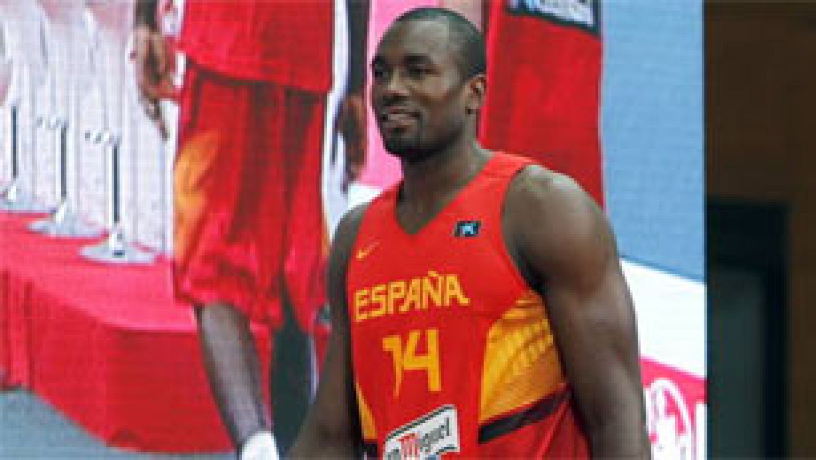 Serge Ibaka, pívot de los Oklahoma City Thunder de la NBA y de la selección española, no dudó a la hora de afirmar que el juego interior del equipo español es "el mejor de cuantos van a participar" en la Copa del Mundo de baloncesto de este verano en