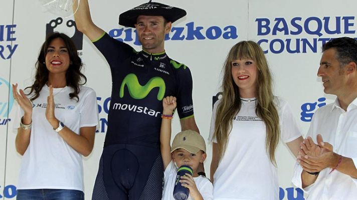 Telediario 1 - Valverde triunfa en solitario en la Clásica de San Sebastián