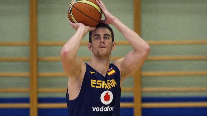 Telediario 1 - Claver: "Defender la camiseta de tu país es algo muy especial"