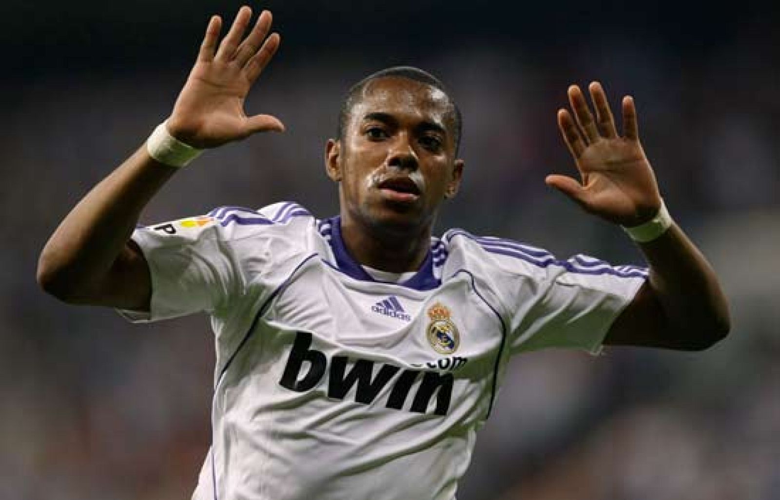 La salida de Robinho cada vez más cerca