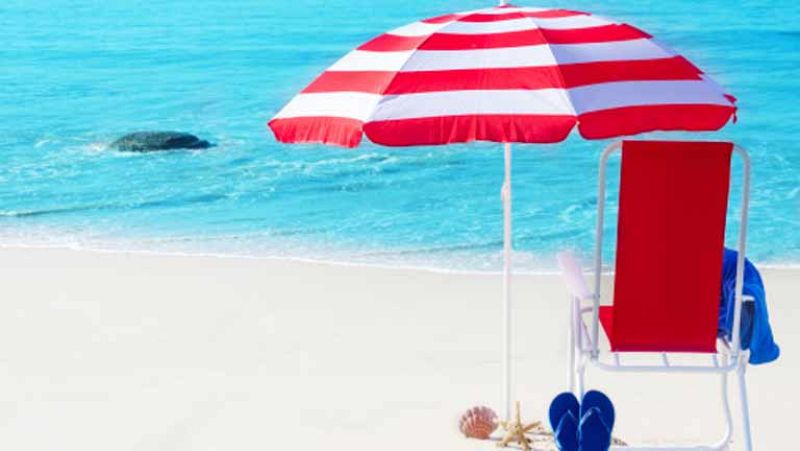 La mañana - Calpe: prohibido reservar sitio en la playa