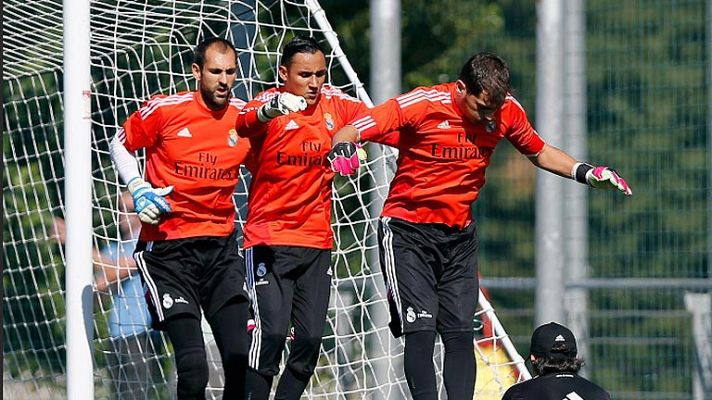 Telediario 1 - El debate en la portería madridista se recrudece mientras los tres porteros entrenan