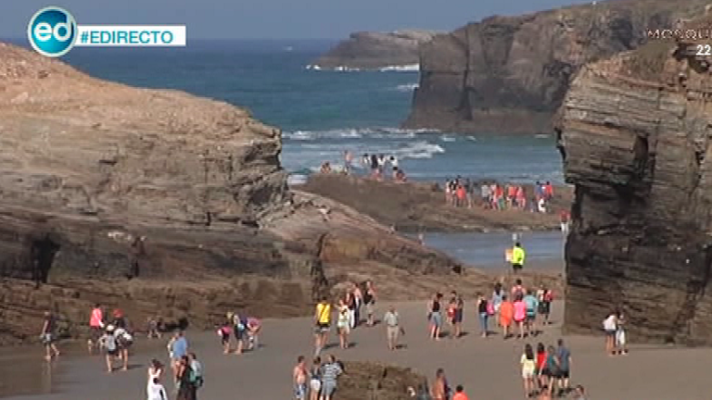 España Directo - ¿Demasiada gente en la playa de Las Catedrales?
