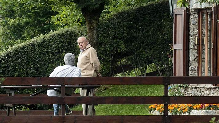 Telediario 1 - Jordi Pujol no aclara si irá al Parlament