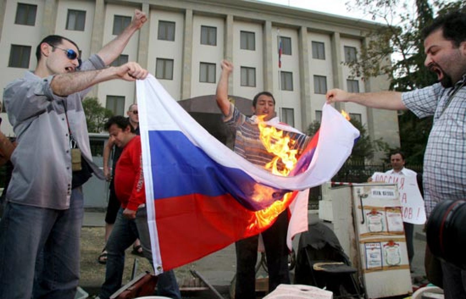 Telediario 2 en cuatro minutos - 27/08/08 | Ver