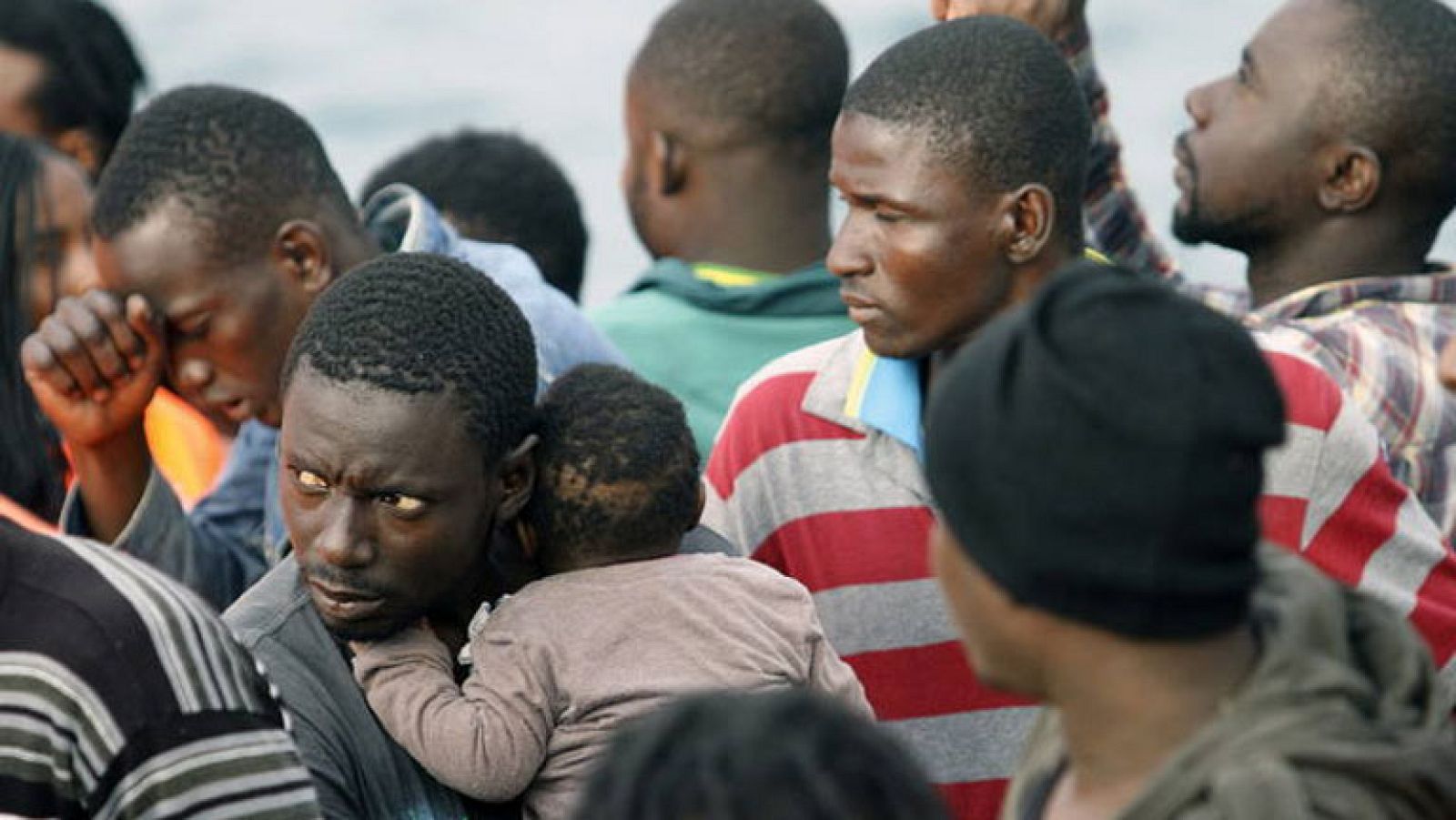 La llegada de inmigrantes más numerosa a través del Estrecho desde 2006