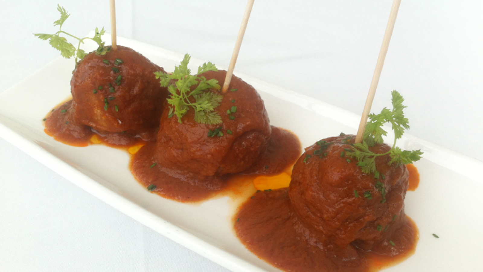 España Directo- Albóndigas de bonito con tomate natural