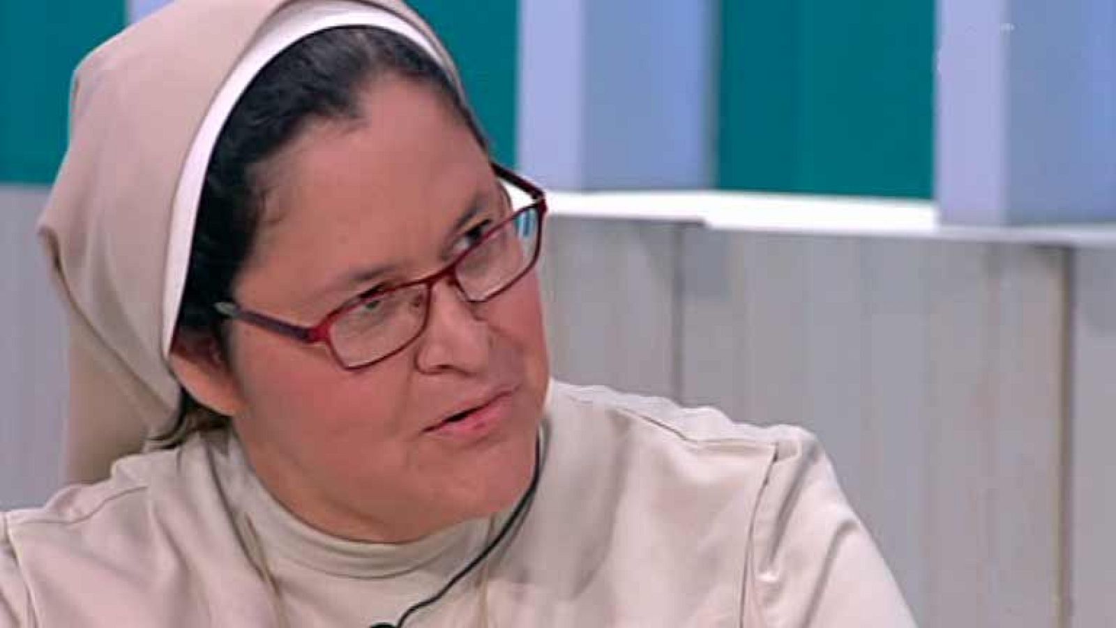 La mañana - Xiskya, la monja tuitera, en 'Amigas y conocidas': 'Hay que ver ya a una religiosa como una ciudadana más'