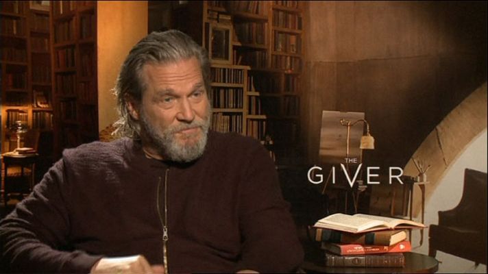 Telediario 1 - Jeff Bridges vuelve a la gran pantalla con "The Giver"