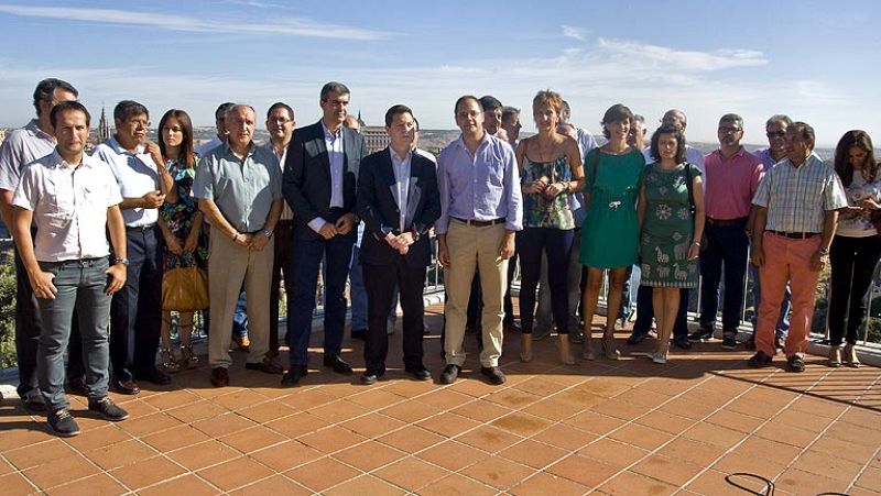 El PSOE impulsará mociones municipales y un "frente de oposición" a la reforma electoral