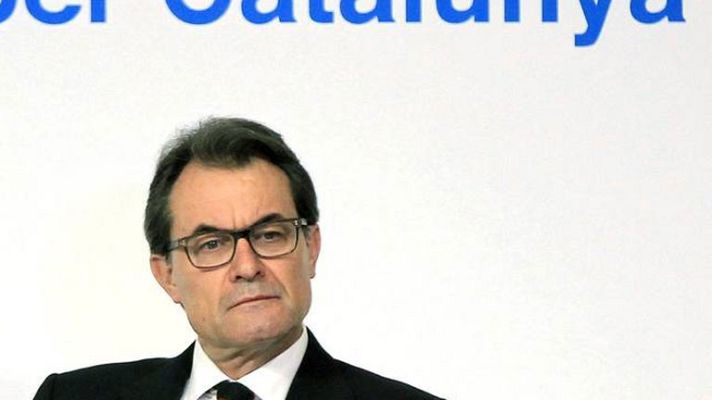 Telediario 1 - El Consejo de Garantías valida la ley catalana de consultas