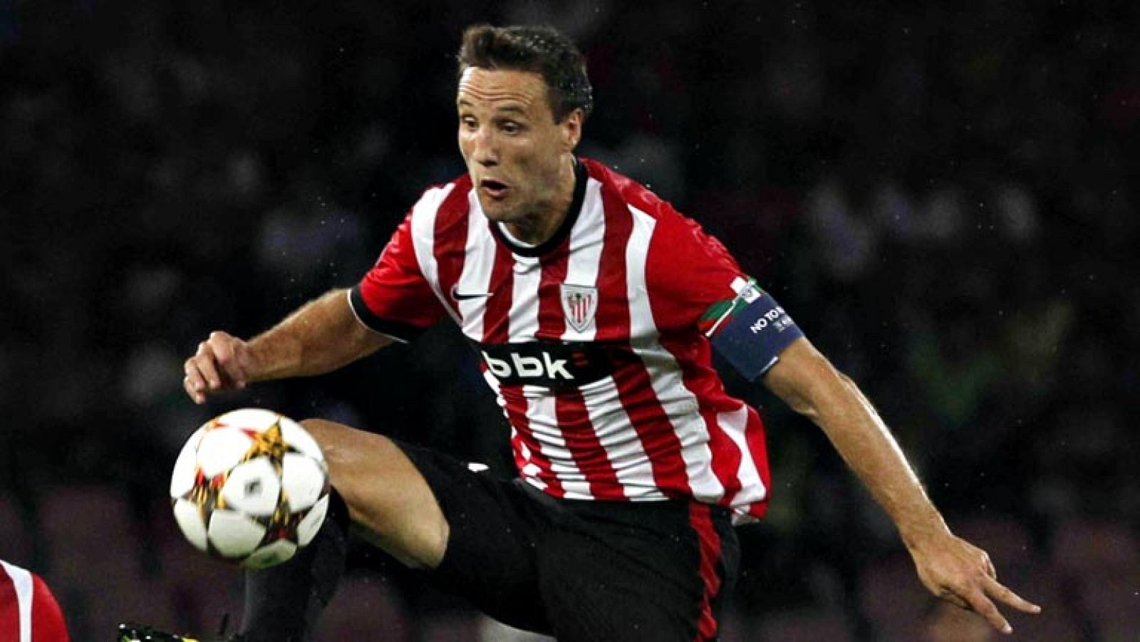 La primera jornada de la Liga BBVA llega cargada de emoción este  sábado con un partido entre claros aspirantes a ser alternativas a  los tres grandes de la pasada edición --Atlético de Madrid, FC  Barcelona y Real Madrid--, como son Sevilla y Valenc