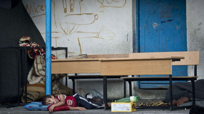 Telediario 1 - Se intensifican los ataques a Gaza