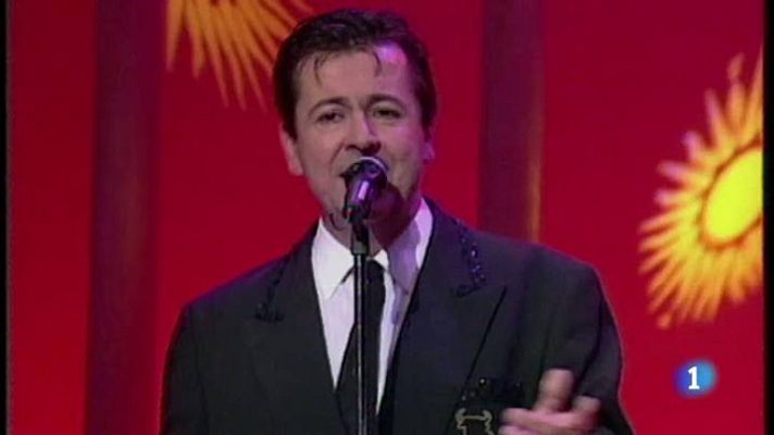 Viaje al centro de la tele - Homenaje lunático a una noche mágica de verano