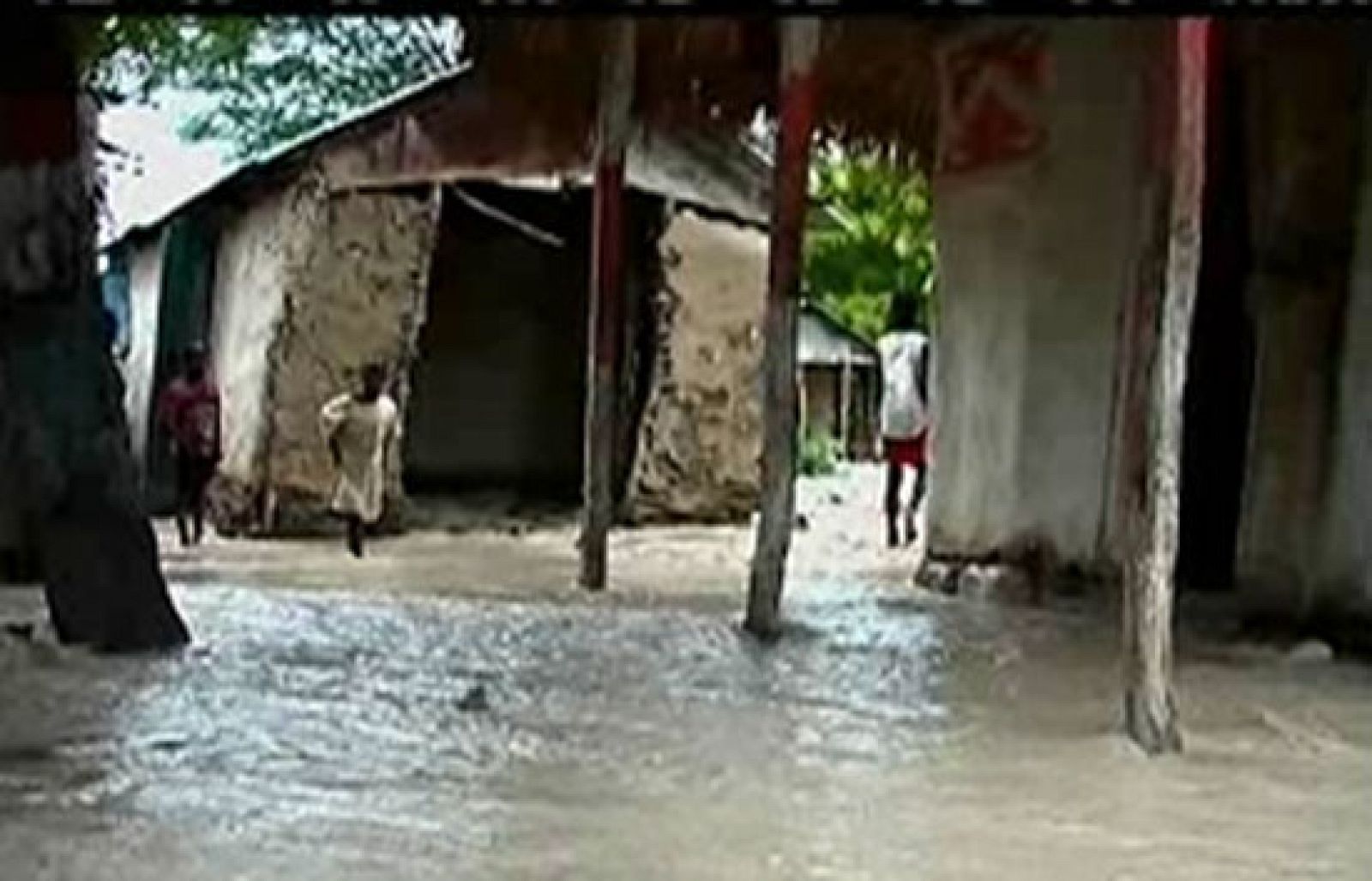 Tres muertos en Jamaica por el paso de Gustav | Ver