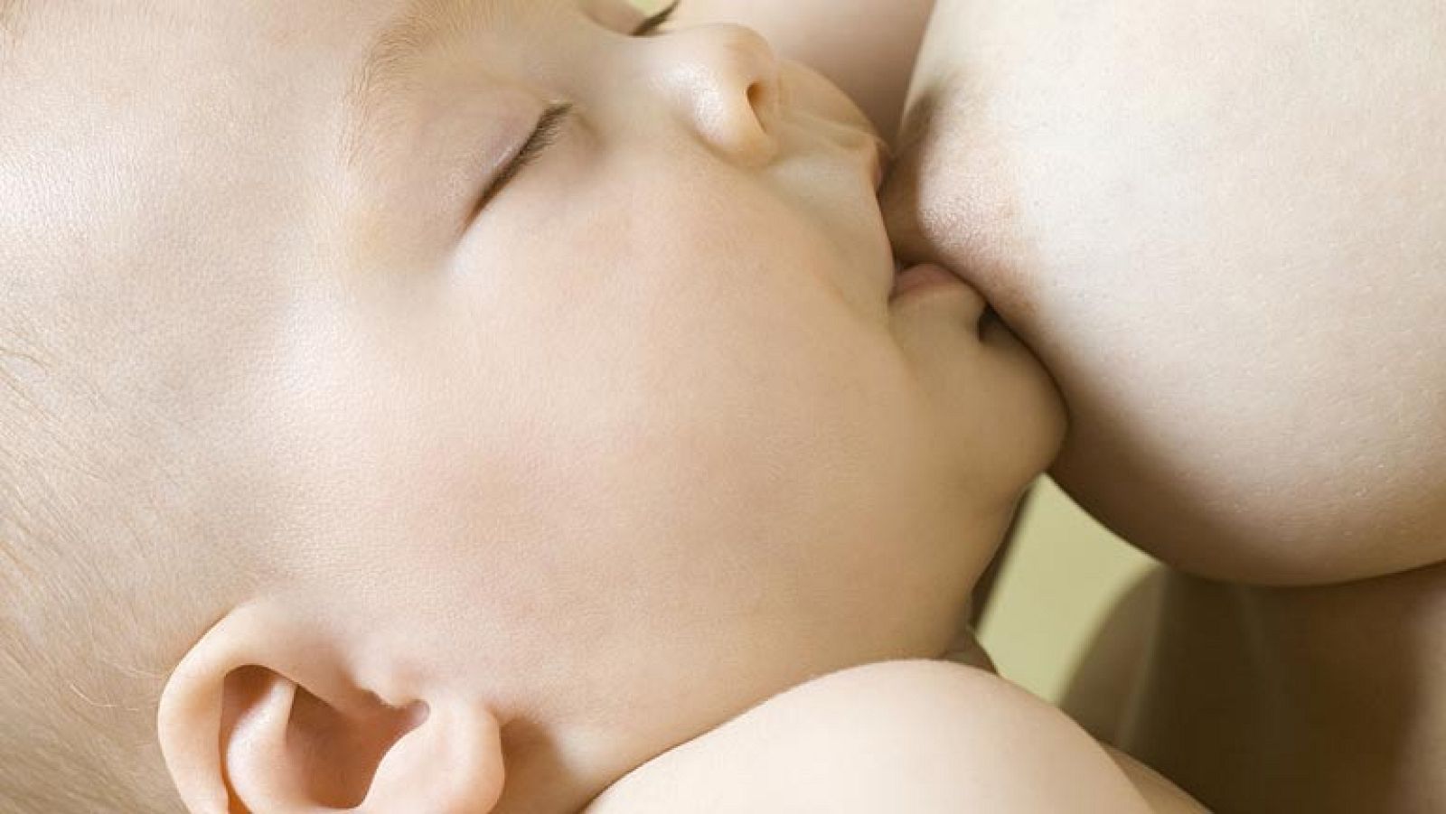 Bancos de leche materna, la salvación para muchos bebés | Ver