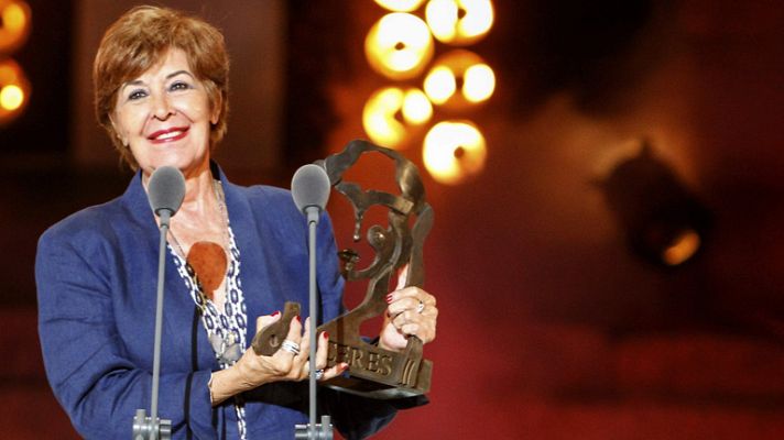 Informativo 24h - Concha Velasco recibe emocionada en Mérida un reconocimiento del mundo del teatro