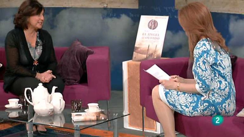 En el programa de SHALOM de hoy tenemos como invitada a la escritora madrileña Berta Tabor, quien nos hablará de su última publicación " El ángel del olvido".