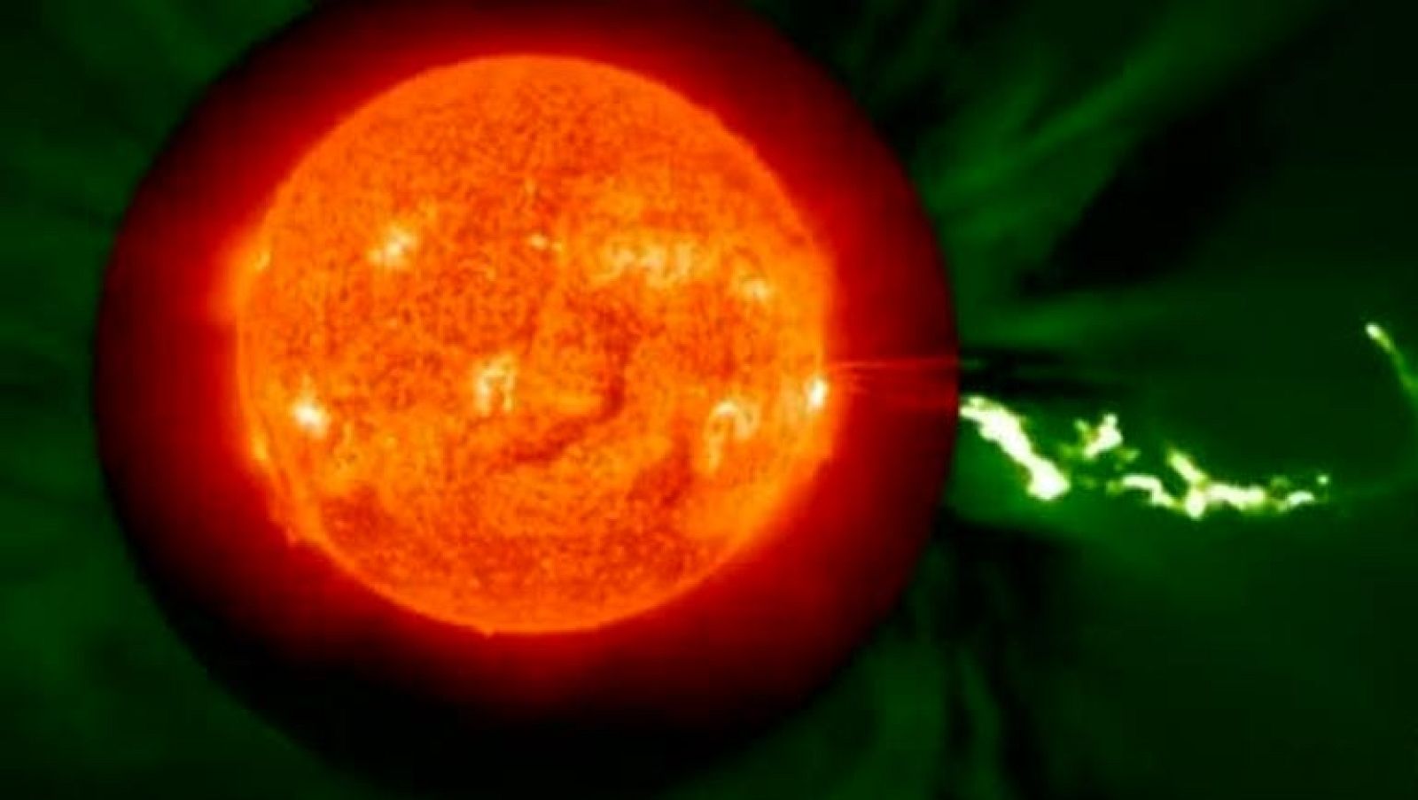 La NASA logra grabar por primera vez en vídeo una gigantesca erupción solar