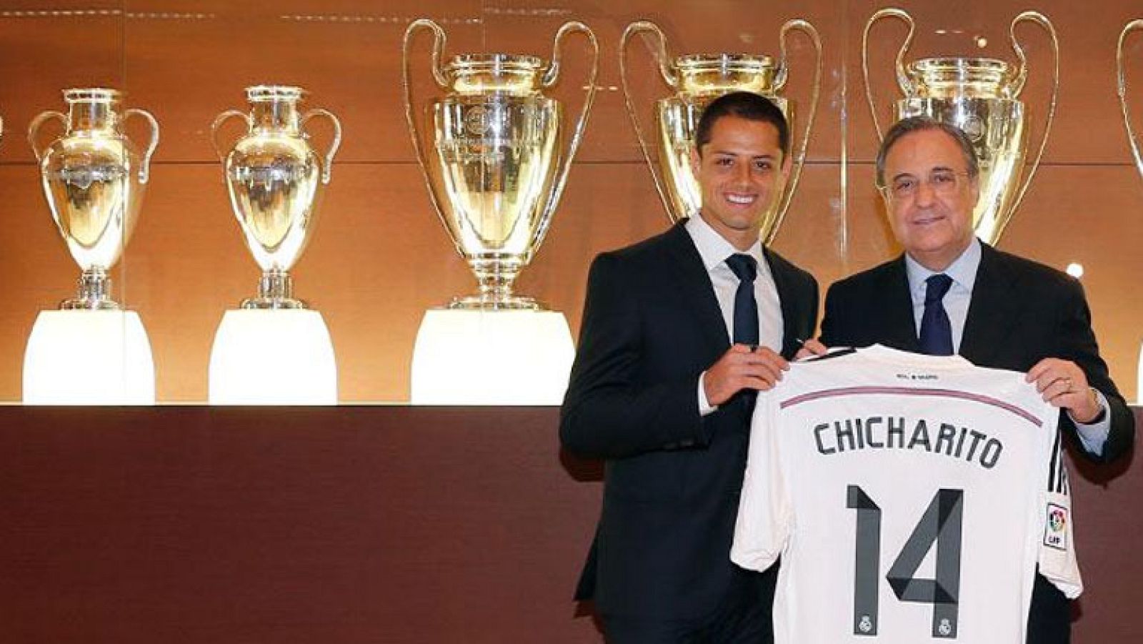 'Chicharito': "Cualquiera no puede estar aquí" - Informativo 24h | Ver