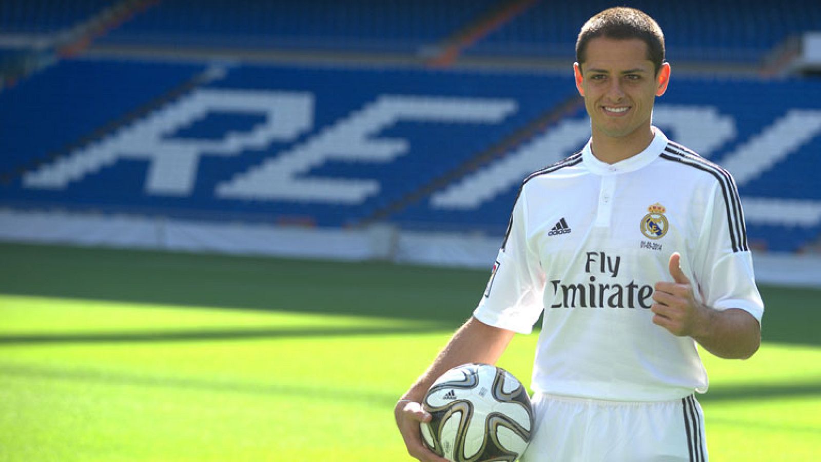 'Chicharito' ya viste de blanco | Ver