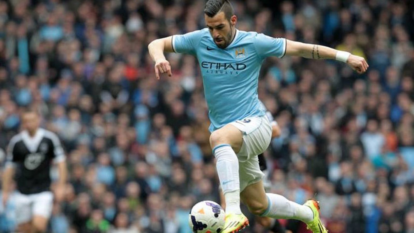 Negredo, nuevo jugador del Valencia