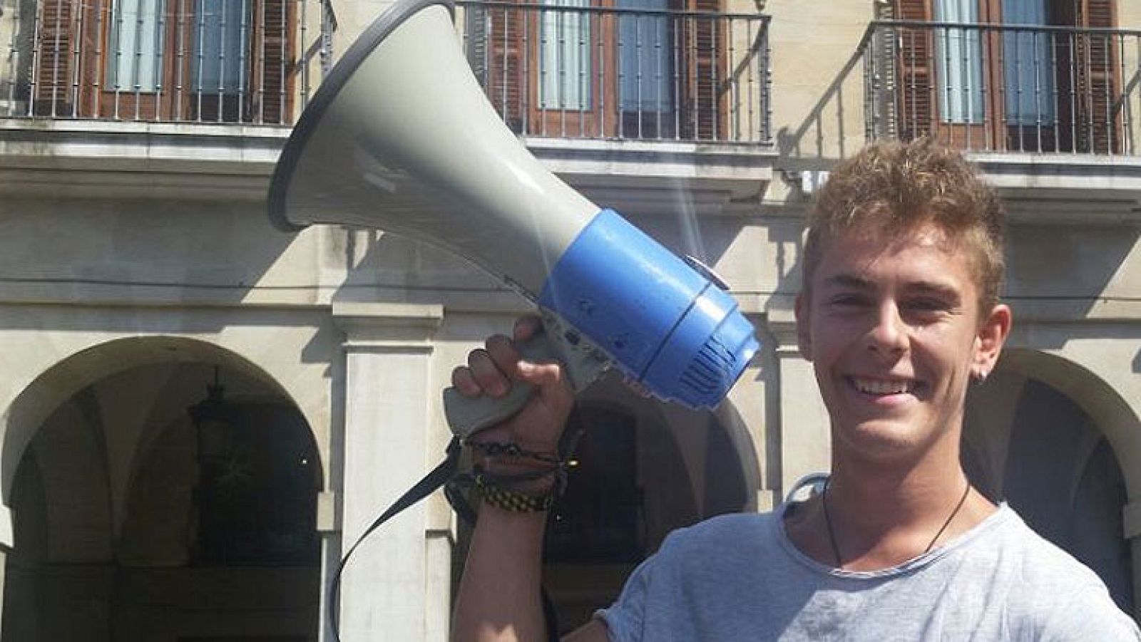 Patrick Criado, encargado de dar el pistoletazo de salida a la gymkana de Águila Roja