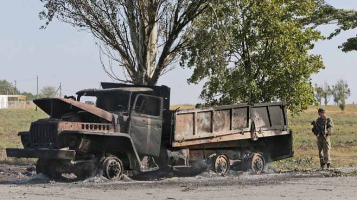 Telediario 1 - Nuevos ataques ponen en peligro el alto el fuego en Ucrania