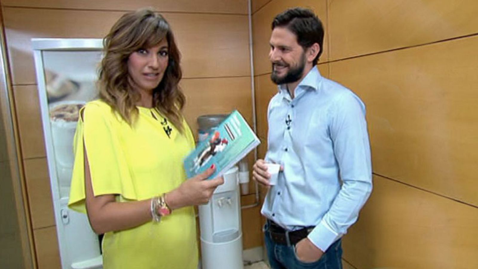 La mañana - Café con... Alexander Benalal