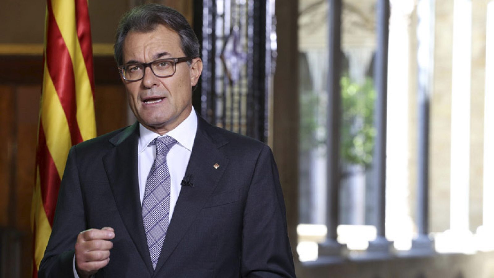 Mas sobre la consulta: "Negar el voto a quien ve en las urnas la solución es un error"