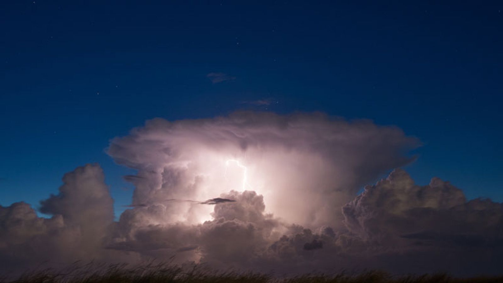 Lluvias débiles en Galicia, Cantabria y oeste del sistema Central