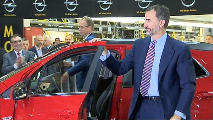 Telediario 1 - El rey inaugura la línea de producción del Opel Mokka