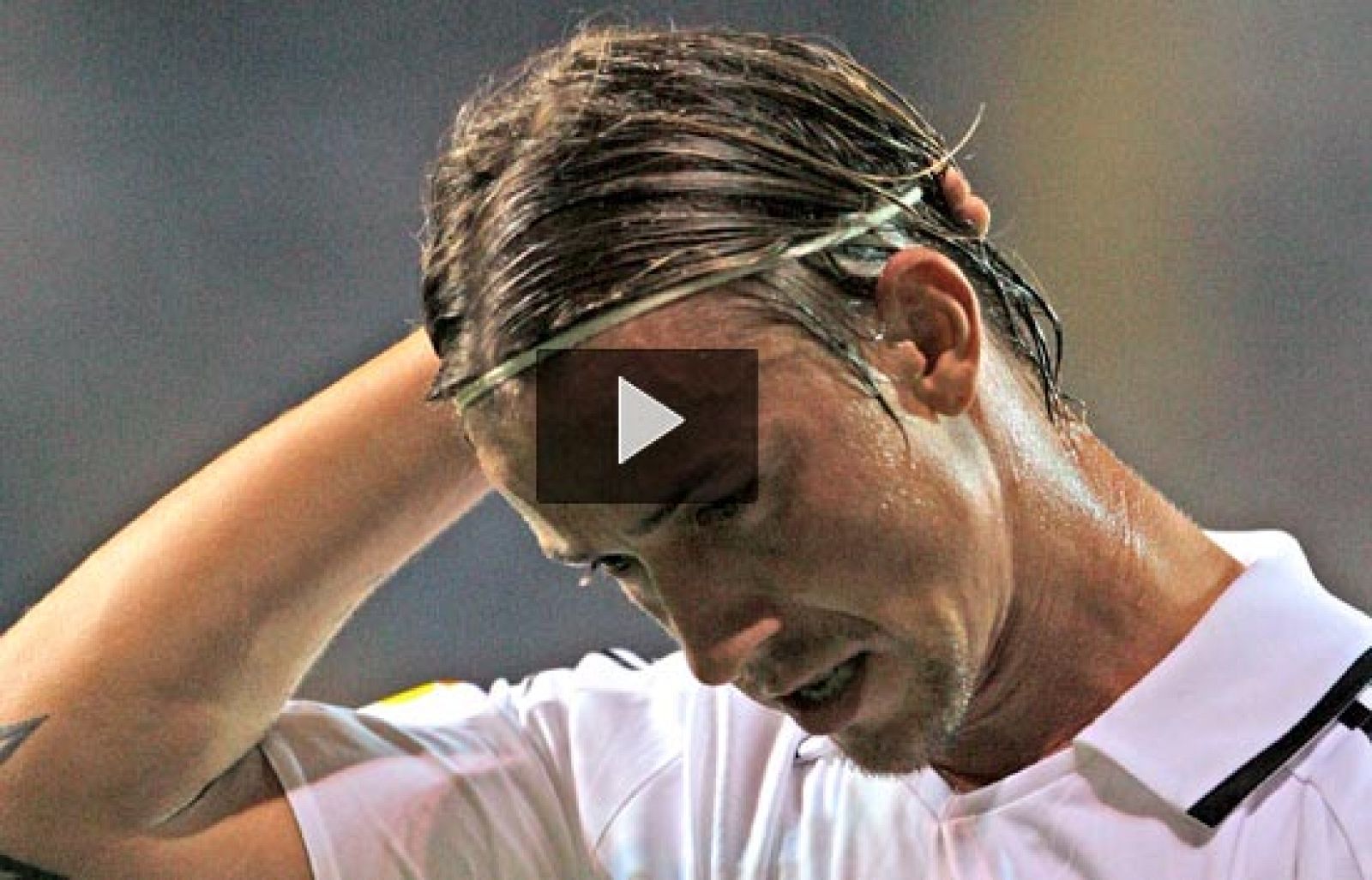 Para el mediocentro del Madrid, Guti, el partido lo ha "controlado" el Real Madrid y no han "merecido perder ". El conjunto blanco lleva diecisiete años sin ganar en Riazor, demasiados años para ganar a un equipo que ya no es el "super" Depor de Beb