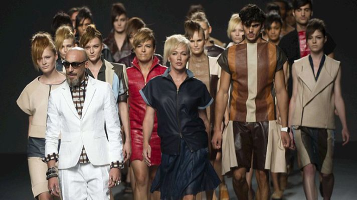 La vida al bies - Desfile de Etxeberria