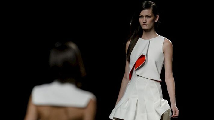 La vida al bies - Desfile de Amaya Arzuaga