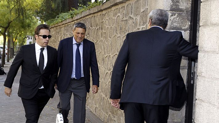 Telediario 1 - Abre la capilla ardiente de Isidoro Álvarez