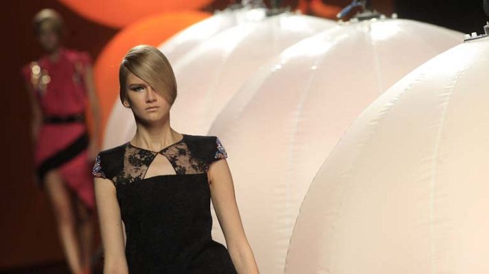  - Alvarno, moda en estado puro   Carmen Martín e Isabel Peláez