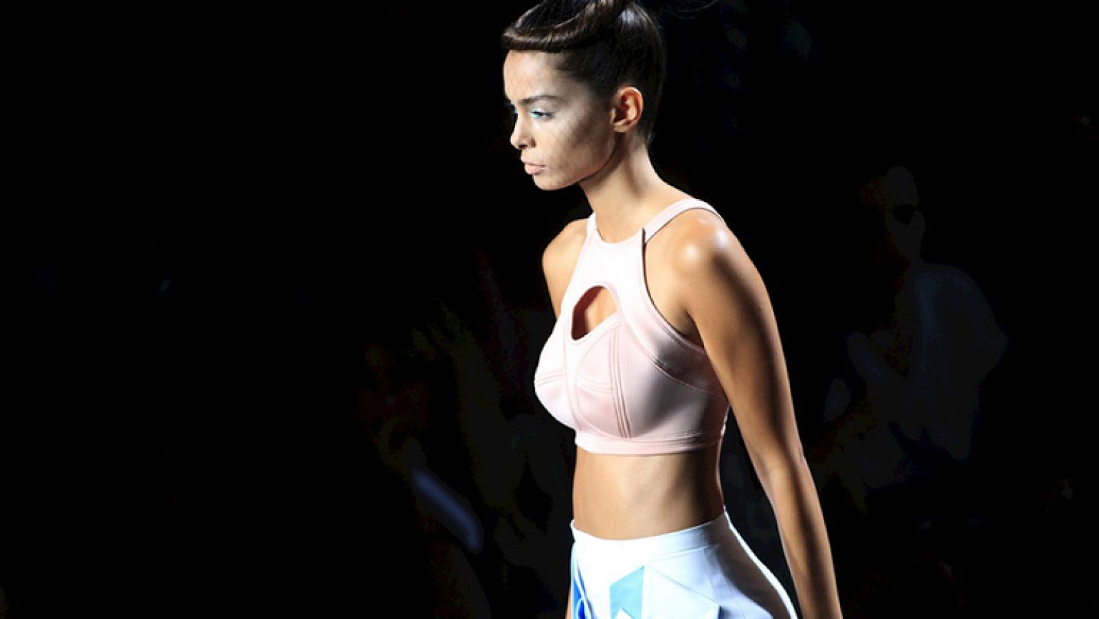 Desfile de Leyre Valiente