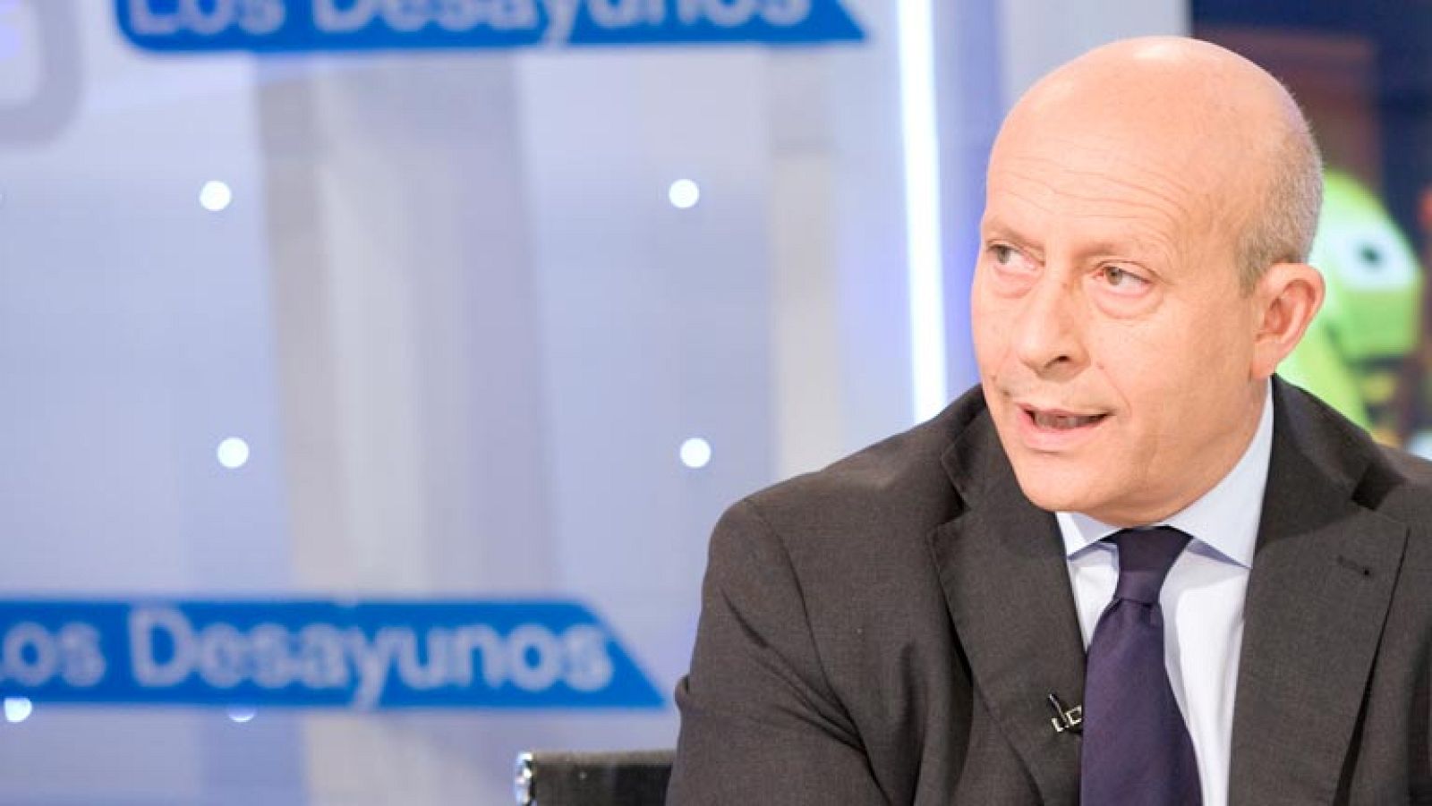 Wert admite que se ha abierto un "periodo de reflexión" sobre la reforma del aborto - Los desayunos | Ver