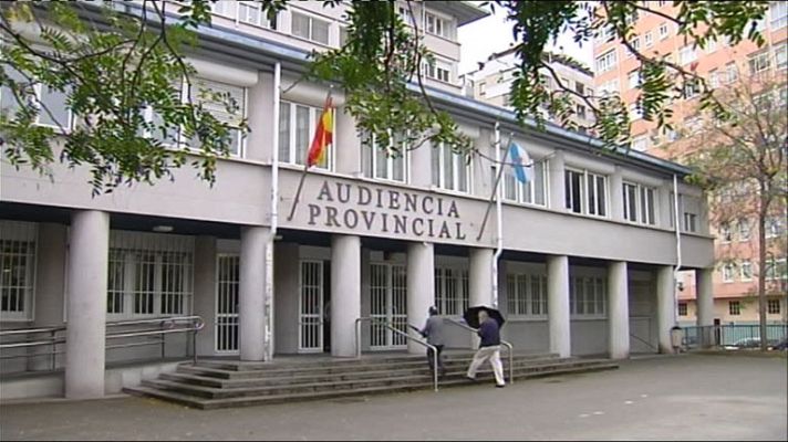 Telediario 1 - Obligado a pagar pensión alimenticia a su hija de 30 años