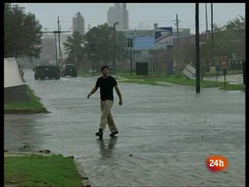 El huracán Gustav pierde fuerza y deja siete muertos en Luisiana