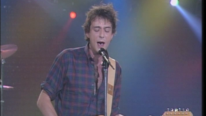 Cachitos de hierro y cromo - Cachitos de Hierro y Cromo: Los enemigos 'Desde el jergón'