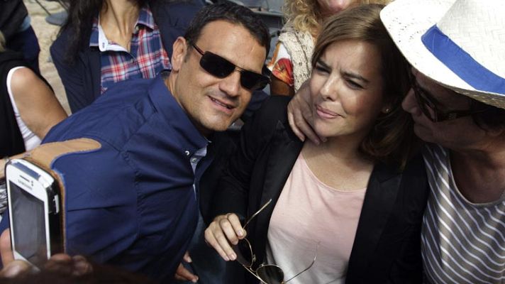 Telediario 1 - Soraya Sáenz de Santamaría le pide reflexión a Artur Mas