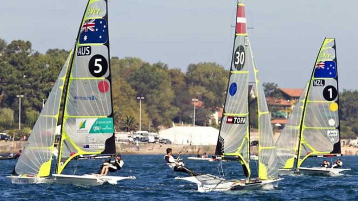 Vela - Campeonato de Mundo Medal Race 49er FX masculino