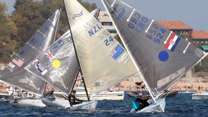 Vela - Campeonato de Mundo Medal Race Finn